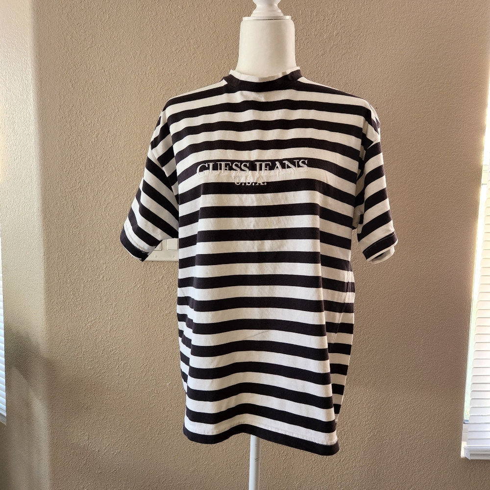 Vintage GUESS BY GEORGES MARCIANO women's T-shirt